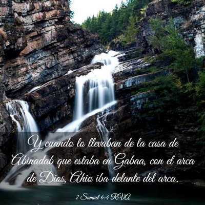 Picture 03 - 2 Samuel 6:4 RVA - Y cuando lo llevaban de la casa de Abinadab que - Bible Verse Picture