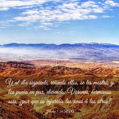 Picture 03 - Hechos 7:26 RVA - Y al día siguiente, riñendo ellos, se les - Bible Verse Picture