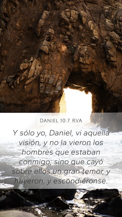 Daniel 10:7 RVA Bible Verse Image